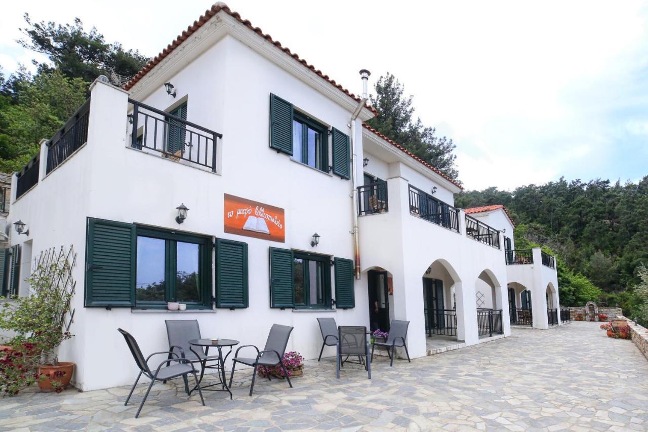 Eri Rooms To Let Raches  Екстериор снимка