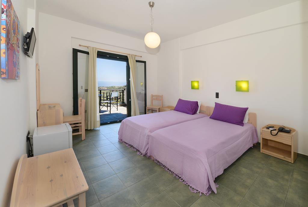 Eri Rooms To Let Raches  Стая снимка
